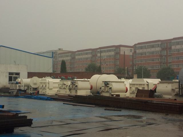 突來(lái)暴雨，干粉攪拌機(jī)備受洗禮